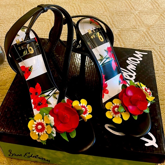 Floral Heels Worn only once!
